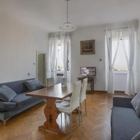 Apartment Vistasanlu